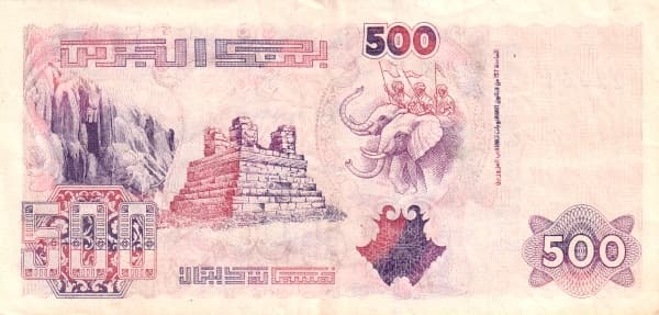 Римские руины (гробница в Типазе)
