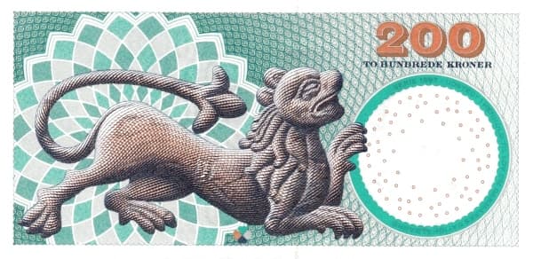 Мифологическая фигура и декоративные элементы.